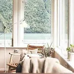 Fjordstove - Huseby Hotelldrift As Fjærland