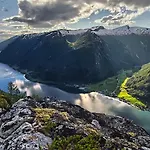 ホテル Fjordstove - Huseby Hotelldrift As フィアランド