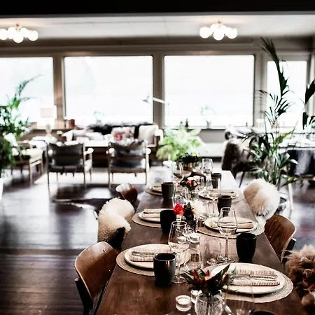 Fjordstove - Huseby Hotelldrift As 2* Fjaerland