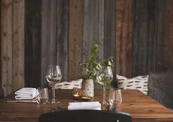 Fjordstove - Huseby Hotelldrift As 2*