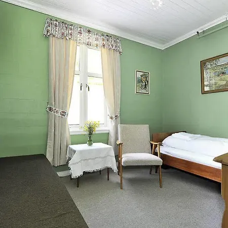 Hotel Fjordstove - Huseby Hotelldrift As Fjaerland