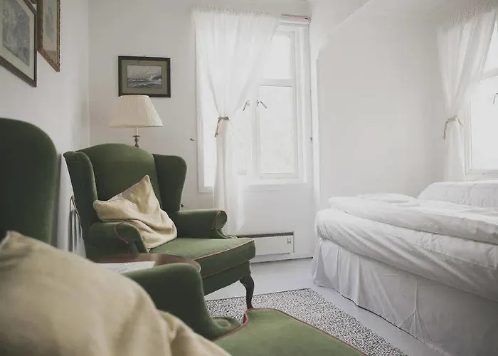 Fjordstove - Huseby Hotelldrift As Ξενοδοχείο Fjaerland