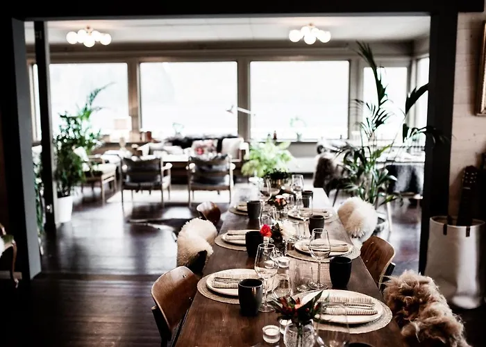 Fjordstove - Huseby Hotelldrift As 2* Fjaerland