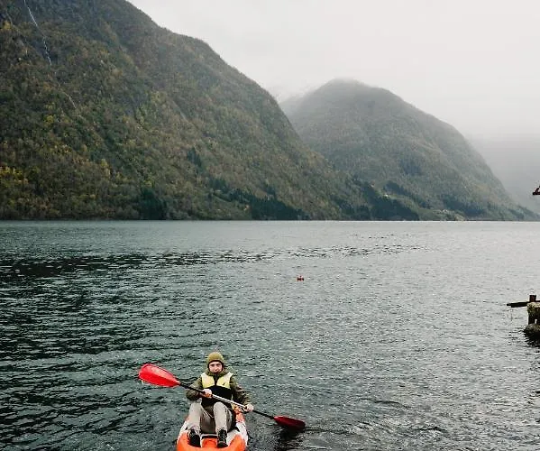 Fjordstove - Huseby Hotelldrift As Szálloda 2*